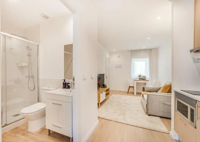 Yellow Charm - Campolide Apartment Lisbon