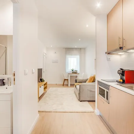 Yellow Charm - Campolide Lägenhet Lisboa