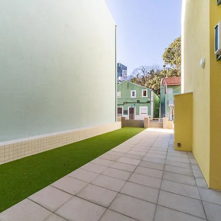 아파트 Yellow Charm - Campolide