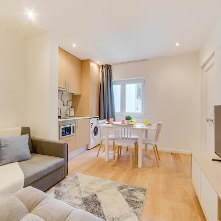 Yellow Charm - Campolide شقة *