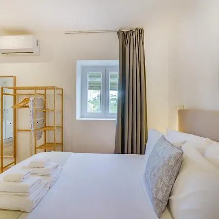 Yellow Charm - Campolide شقة *